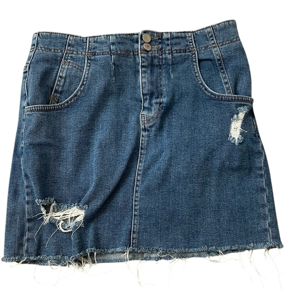 FREE PEOPLE Vintage Wash Denim Belted Back Skirt SZ 8 Jean Mini Distressed